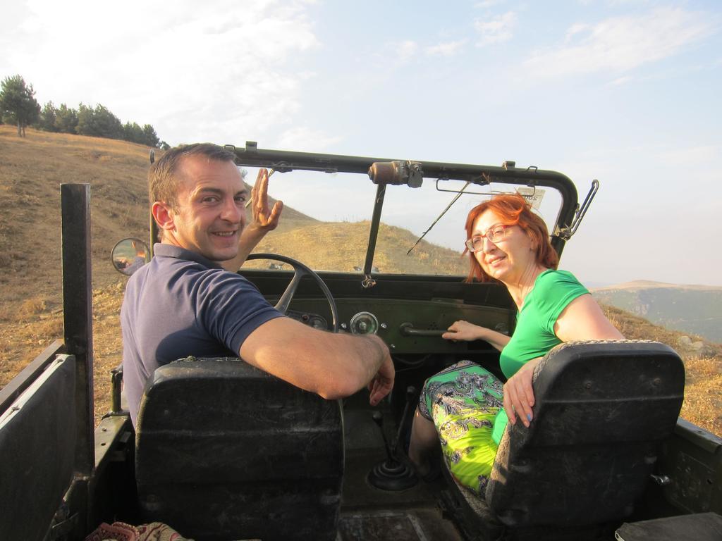 Saro B&B And Safari Tours Tatev Exteriér fotografie