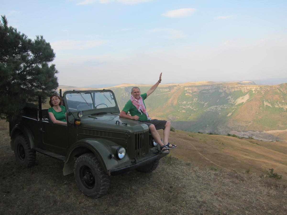 Saro B&B And Safari Tours Tatev Exteriér fotografie
