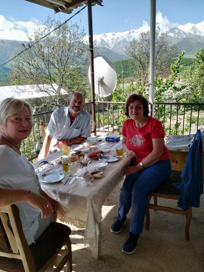 Saro B&B And Safari Tours Tatev Exteriér fotografie